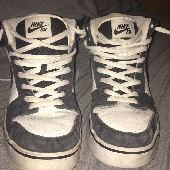 Nike SB - Picture 2 of 3